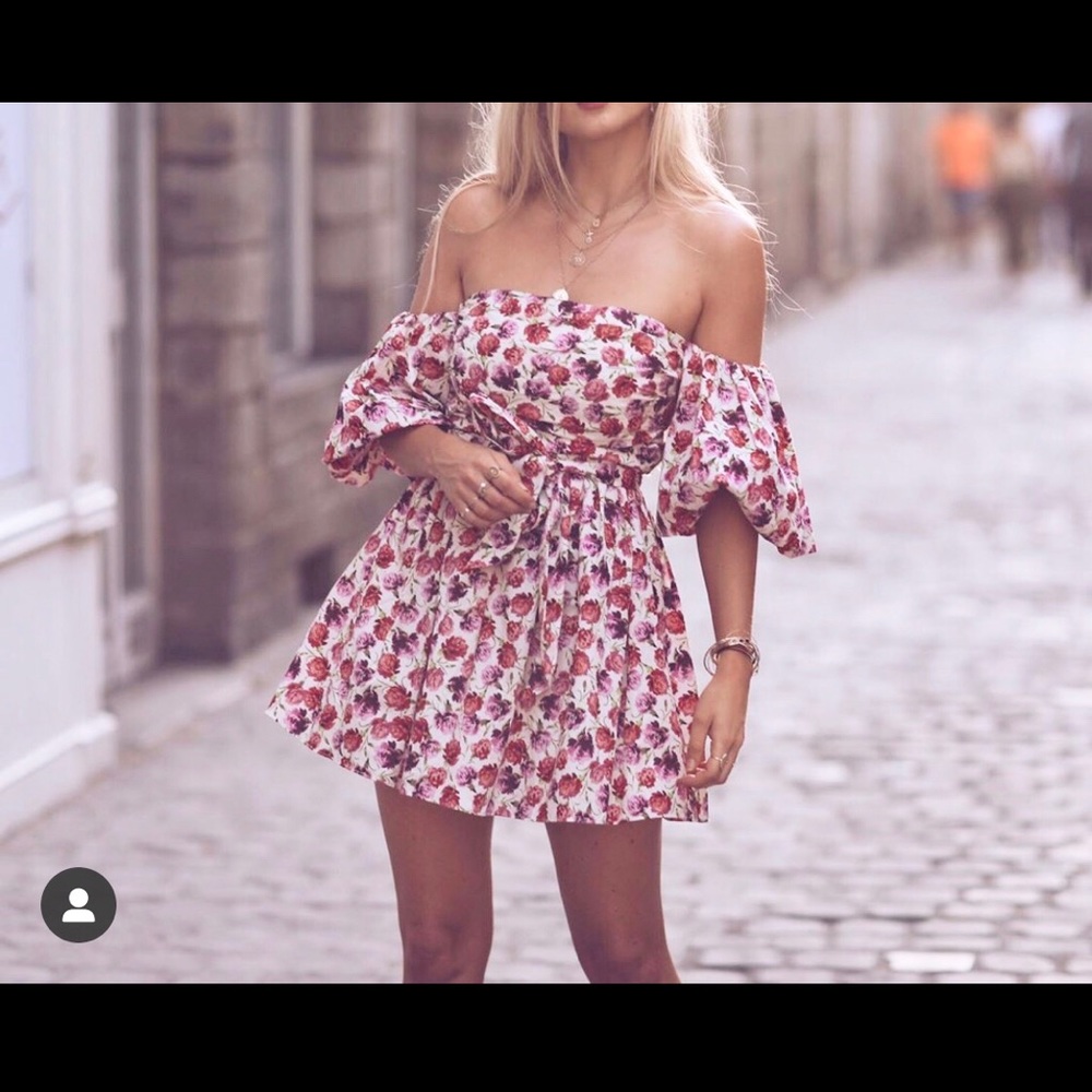 Zara flower print dress